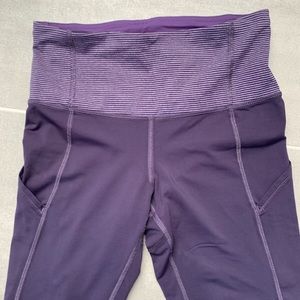 Lululemon purple leggings size:4